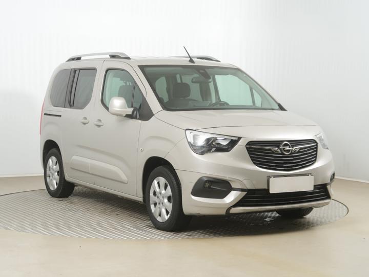 Opel Combo - ilustrační obrázek