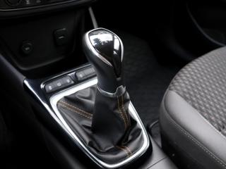 Opel Crossland X 1,2 T CZ Innovation Serv.Kniha SUV - Foto 24