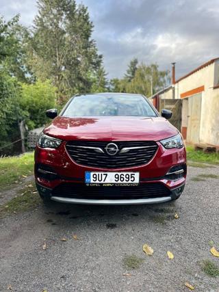 Opel Grandland 1,2   96kW, TOP stav,1.majitel SUV