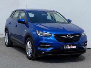 Opel Grandland X 1.2 T, 1.maj, ČR SUV