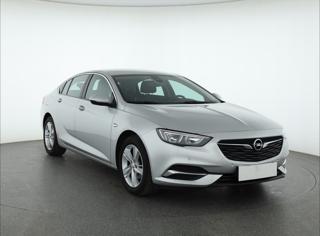 Opel Insignia 1.5 Turbo 121kW hatchback