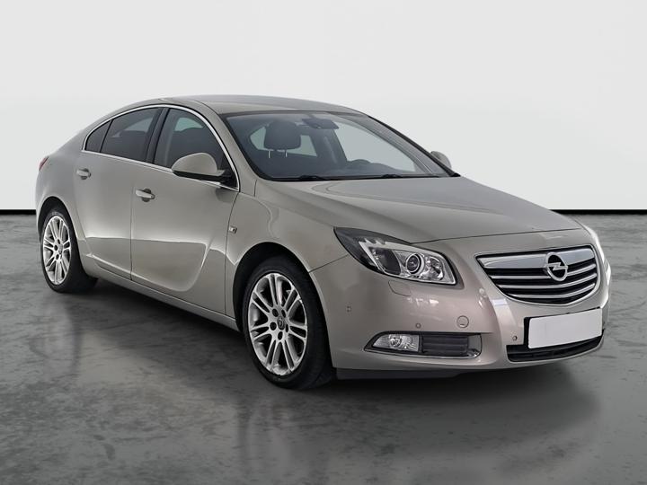 Opel Insignia - ilustrační obrázek