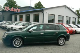 Opel Signum 2,2 hatchback