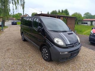 Opel Vivaro 1.9 DCi tažné klima pick up