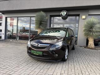 Opel Zafira 1,4 TURBO 103kW  TOURER ALU 2. MAJITEL MPV