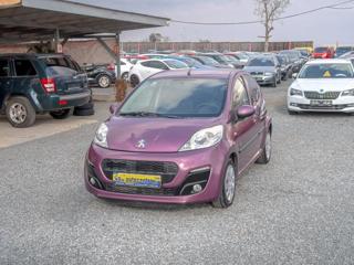 Peugeot 107 ČR 1.0i 50KW AC – edice ENVY hatchback