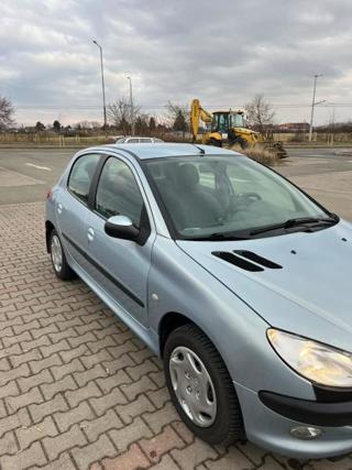 Peugeot 206 1.4 HDi hatchback