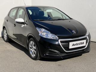 Peugeot 208 1.2i hatchback