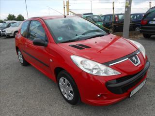 Peugeot 206 1,1 i 44 kW PLUS Serviska hatchback