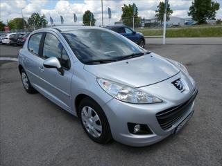Peugeot 207 1,4 i 54kW klima, serviska, ČR hatchback