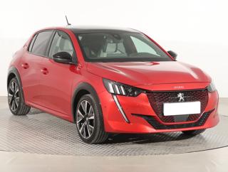 Peugeot 208 50 kWh 100kW hatchback