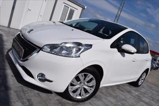 Peugeot 208 1,4 HDi 50KW NÍZKÉ KM KLIMA hatchback