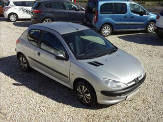 Peugeot 206 1,1 i hatchback