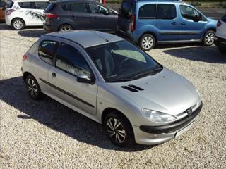 Peugeot 206 1,1 i hatchback