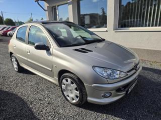 Peugeot 206 1.6 i 80kw Panorama hatchback