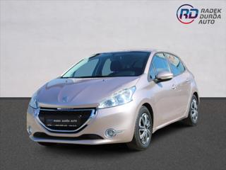 Peugeot 208 1,4 i  NOVÉ V ČR hatchback