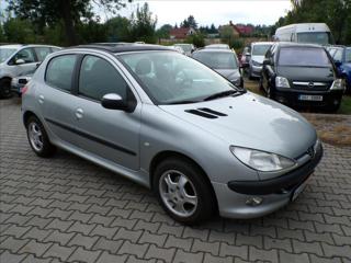 Peugeot 206 1,4 i hatchback
