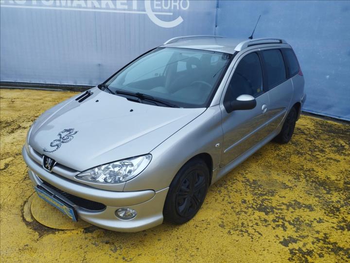 Vůz s VIN VF32E8HZA44887432