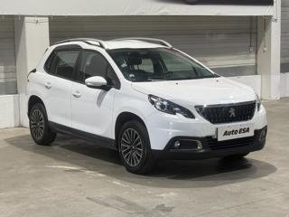 Peugeot 2008 1.2VTi, 1.maj, ČR SUV