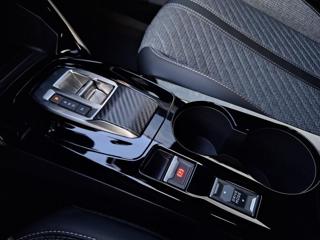 Peugeot 2008 ALLURE Hybrid 110 e-DCS6 SUV - Foto 14