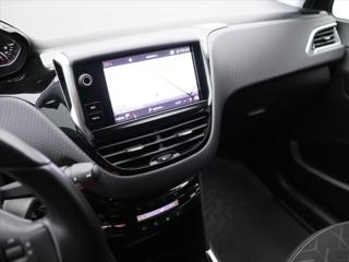 Peugeot 2008 1,2 PT 110k Active Klima CZ SUV - Foto 24