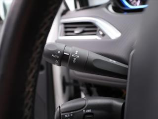 Peugeot 2008 1,6 HDI 73kW CZ SUV - Foto 22