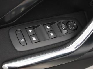 Peugeot 2008 1,2 VTi 60kW AT,Navi SUV - Foto 15
