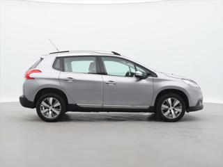 Peugeot 2008 1,2 VTi 60kW AT,Navi SUV - Foto 8