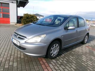 Peugeot 307 1,6 16V 110k XT po STK, 2sady hatchback