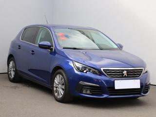 Peugeot 308 1.2 hatchback