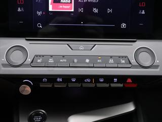Peugeot 308 1,2 HYBRID ALLURE CZ Aut.klima hatchback - Foto 24