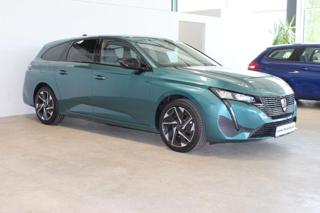 Peugeot 308 1.2i,130HP,aut.ALLURE PACK,DPH kombi
