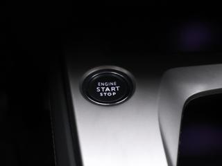 Peugeot 308 1,2 PT 96kW Allure 1.Maj. DPH CZ kombi - Foto 17
