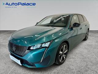 Peugeot 308 1,2 i ALLURE 1.MAJITEL kombi
