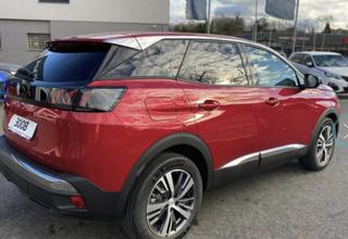 Peugeot 3008 1,5   96kW Allure, manuál 6 rych SUV