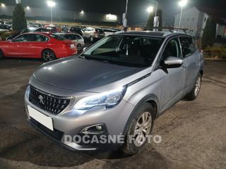 Peugeot 3008 1.2PureTech, ČR SUV