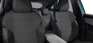 Peugeot 3008 BUSINESS Hybrid 145k e-DCS6 SUV - Foto 9