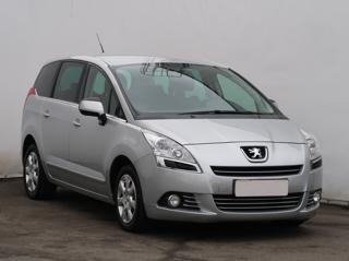 Peugeot 5008 1.6 HDi 82kW MPV