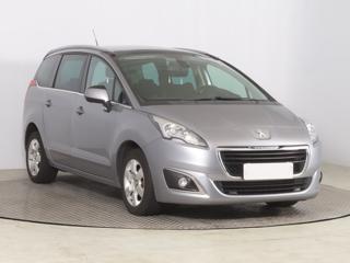 Peugeot 5008 1.6 HDi 84kW MPV