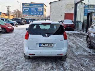 Peugeot 5008 1,6 HDi Active vyhřívaná sed. MPV
