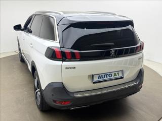 Peugeot 5008 2,0 GT AT 7MÍST PANO LED TAŽNÉ MPV - Foto 6