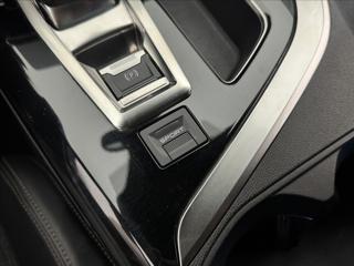 Peugeot 5008 2,0 GT AT 7MÍST PANO LED TAŽNÉ MPV - Foto 28