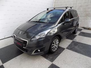 Peugeot 5008 1.6Ti/LED/PANO/Head-up/Klima/ MPV