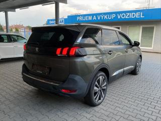Peugeot 5008 1,2 PT 96kW Allure PANO 7-míst SUV - Foto 9