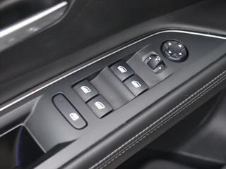 Peugeot 5008 1,2 PT 96kW Allure PANO 7-míst SUV - Foto 19