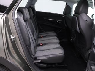 Peugeot 5008 1,2 PT 96kW Allure PANO 7-míst SUV - Foto 13
