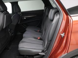 Peugeot 5008 1,2 PT 96kW Allure 7-Míst DPH SUV - Foto 14