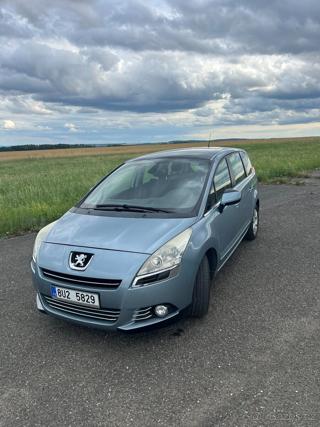 Peugeot 5008 2,0   HDi 110 kW SUV