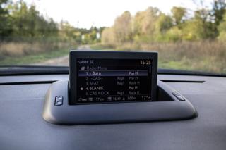 Peugeot 5008 2010, 1598 ccm, 115 kW, benzin SUV - Foto 15