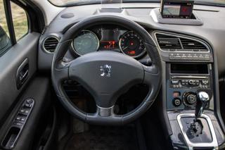 Peugeot 5008 2010, 1598 ccm, 115 kW, benzin SUV - Foto 9